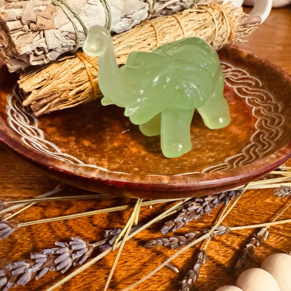 Other - Green Glass Elephant Figurine